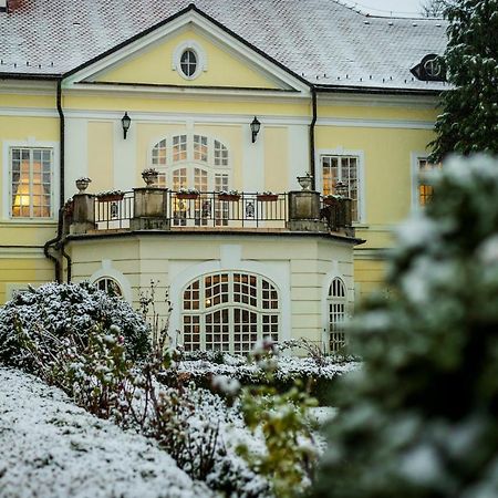 Szidonia Castle Hotel Röjtökmuzsaj Екстериор снимка